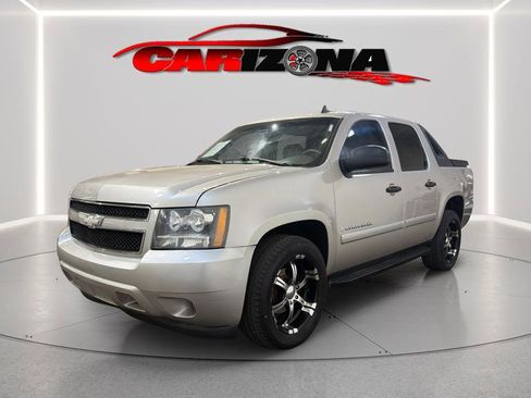 Used 2007 Chevrolet Avalanche LS image 1