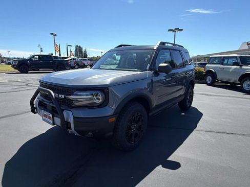 New 2026 Ford Bronco Sport Badlands w/ Sasquatch Badlands Package AWD/4WD image 1