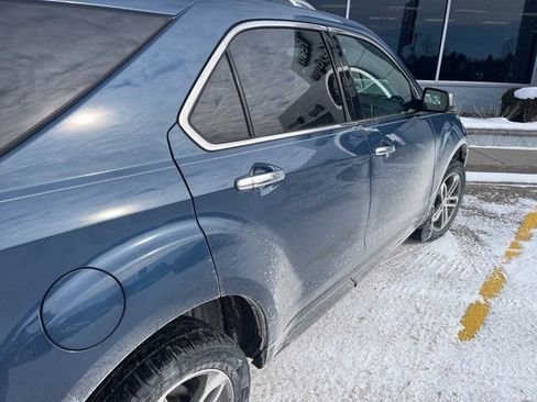 Used 2016 Chevrolet Equinox LTZ w/ Enhanced Convenience Package image 4