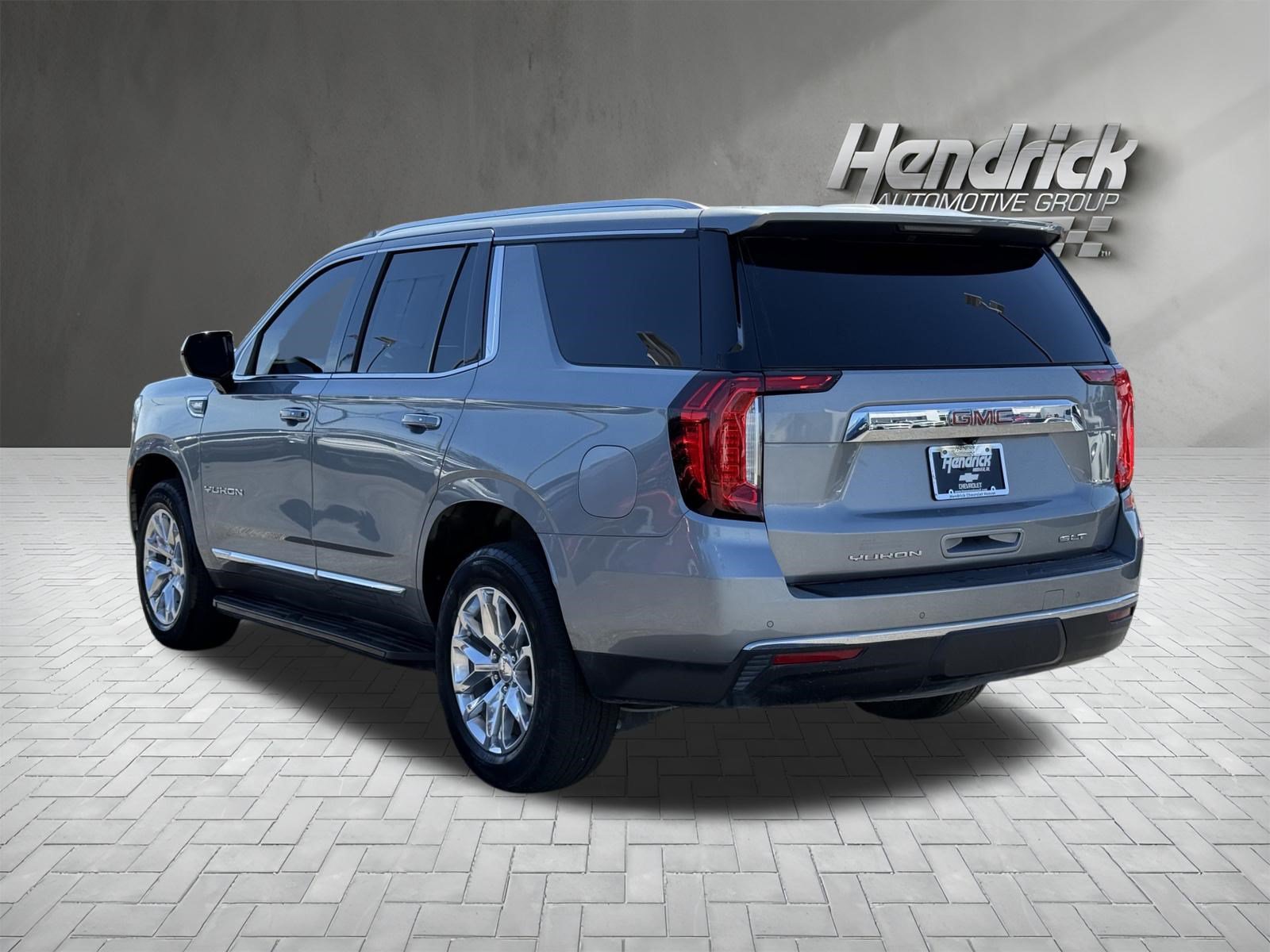 Used 2023 GMC Yukon SLT RWD image 8