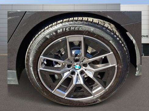 Used 2026 BMW 530i xDrive xDrive w/ Premium Package image 8