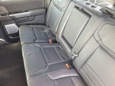 New 2025 Ford F250 Platinum AWD/4WD image 18