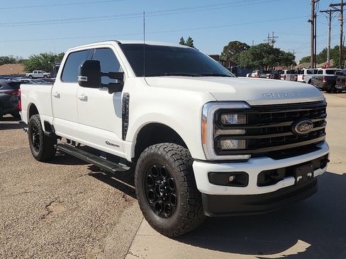 Used 2023 Ford F250 Lariat w/ Lariat Ultimate Package AWD/4WD image 4