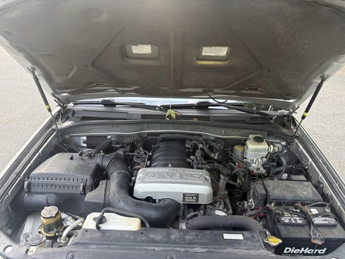 Used 2007 Toyota 4Runner SR5 RWD image 15