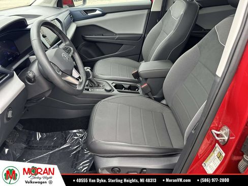 Used 2023 Volkswagen Taos SE w/ Panoramic Sunroof Package AWD/4WD image 20