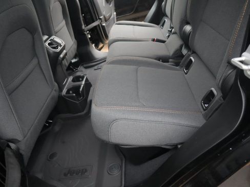 New 2026 Jeep Gladiator Sport image 11