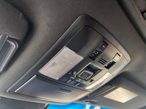 Used 2022 Lexus GX 460 Premium w/ Premium Package image 26