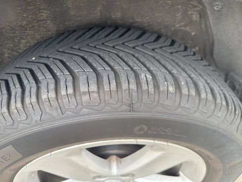 Used 2014 Toyota RAV4 XLE FWD image 13