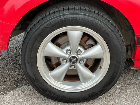 Used 2006 Ford Mustang GT image 15