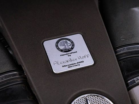 Used 2016 Mercedes-Benz G 63 AMG 4MATIC image 22