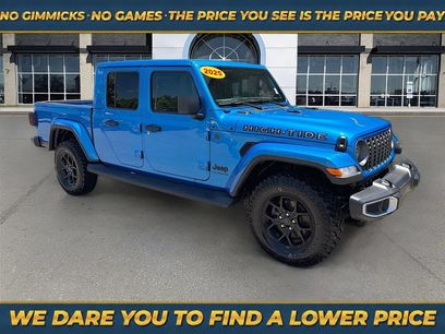Used 2025 Jeep Gladiator Sport