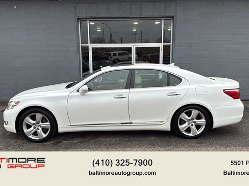 Used 2011 Lexus LS 460 w/ Comfort Pkg image 7