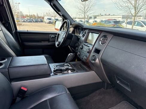 Used 2016 Ford Expedition EL Platinum image 9