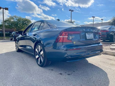 Used 2025 Volvo S60 T8 Ultra w/ Climate Package image 47