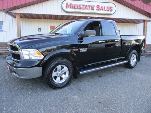 Used 2014 RAM 1500 Classic SLT w/ Protection Group AWD/4WD image 2