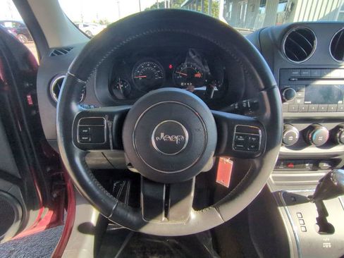 Used 2016 Jeep Patriot Latitude image 15