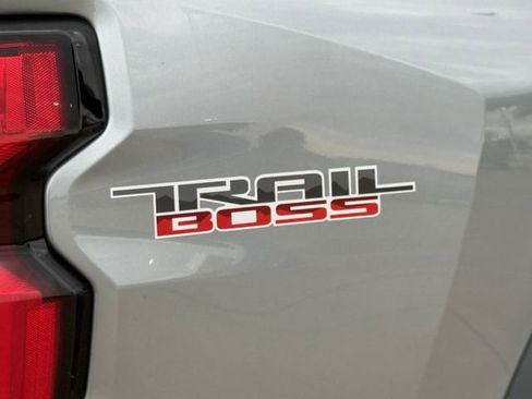 New 2026 Chevrolet Colorado Trail Boss AWD/4WD image 10