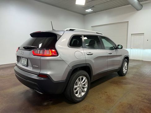 Used 2019 Jeep Cherokee Latitude w/ Comfort & Convenience Group AWD/4WD image 34