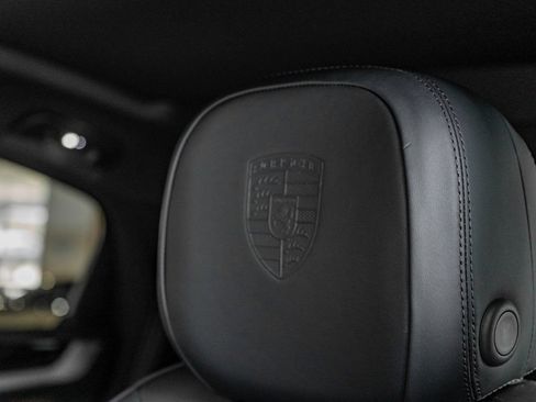 Certified 2025 Porsche Cayenne Coupe AWD/4WD image 17