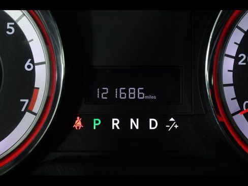 Used 2019 Dodge Grand Caravan SXT FWD image 20