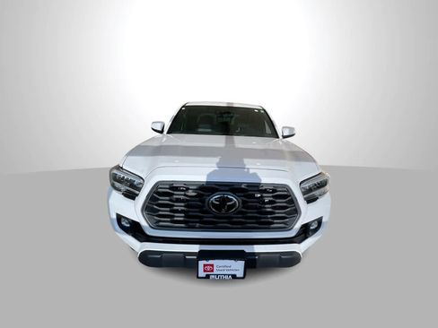 Used 2023 Toyota Tacoma TRD Off-Road w/ Black Out Package (TMS) AWD/4WD image 3