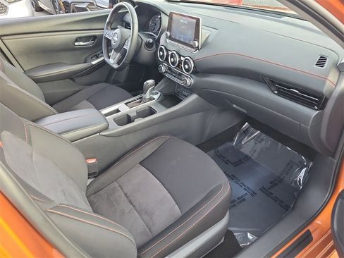 Used 2025 Nissan Sentra SR image 18