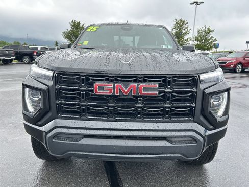 Used 2025 GMC Canyon Elevation AWD/4WD image 14