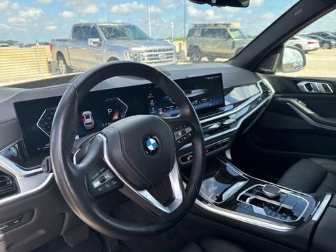 Used 2025 BMW X5 xDrive40i AWD/4WD image 15