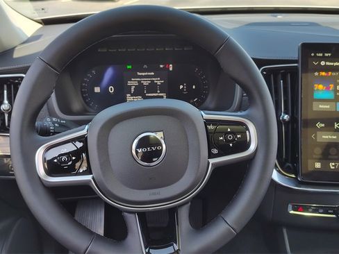 New 2026 Volvo XC90 B6 Plus image 12