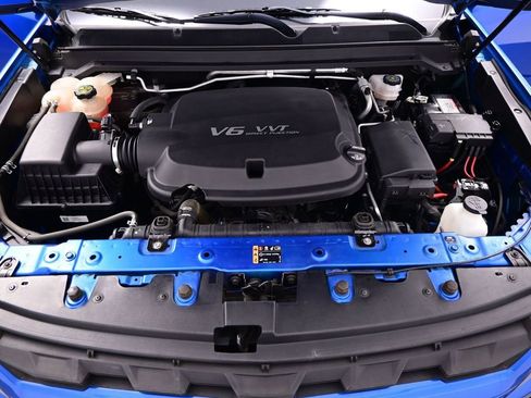 Used 2021 Chevrolet Colorado LT w/ Safety Package RWD image 23