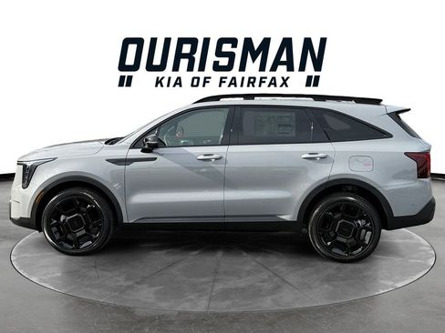 Certified 2025 Kia Sorento SX Prestige w/ Sage Leather Package image 3
