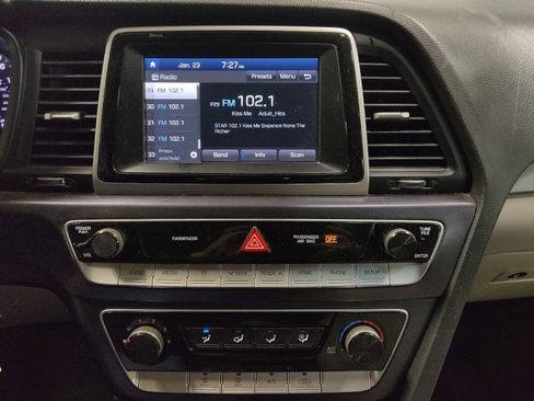 Used 2018 Hyundai Sonata ECO image 25