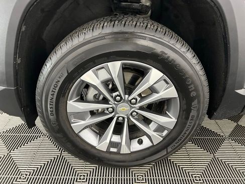 Used 2025 Chevrolet Equinox LT image 11