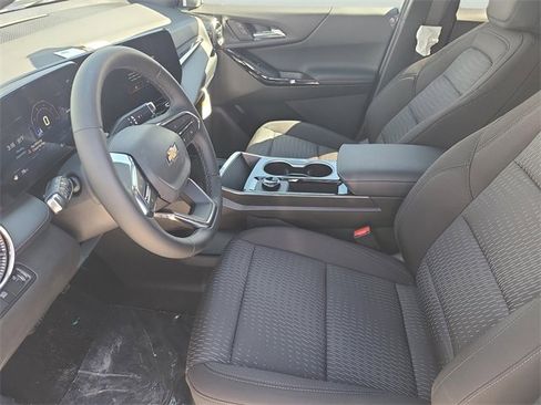 New 2026 Chevrolet Equinox LT image 19