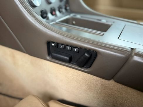 Used 2007 Aston Martin DB9 Coupe RWD image 22