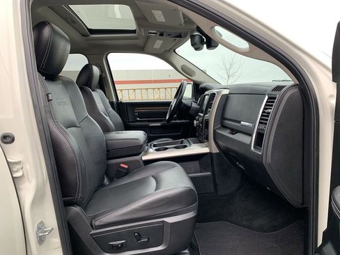 Used 2016 RAM 1500 Laramie w/ Convenience Group image 35