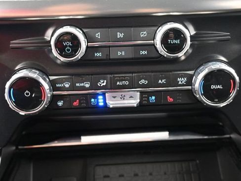 Certified 2023 Ford F150 Lariat w/ Equipment Group 502A High AWD/4WD image 22