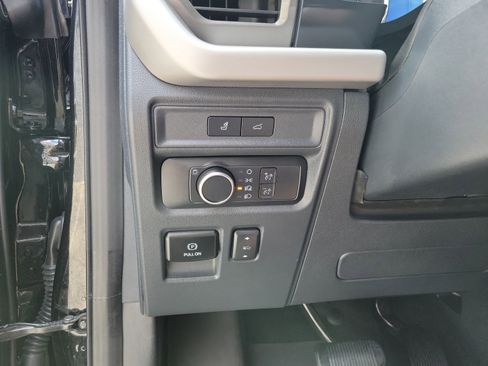 Used 2022 Ford Expedition Max XLT RWD image 26