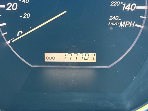 Used 2004 Lexus RX 330 AWD image 27