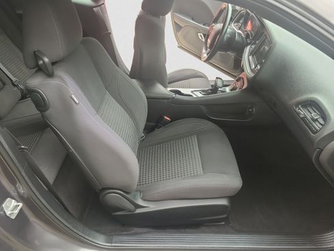 Used 2019 Dodge Challenger SXT RWD image 20
