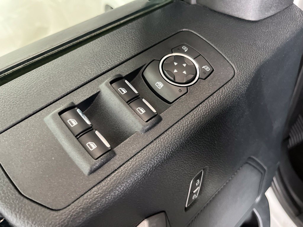 Used 2018 Ford F150 XLT w/ Equipment Group 302A Luxury AWD/4WD image 4