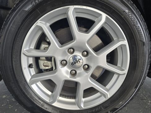 Used 2022 Jeep Renegade Sport w/ Sport Appearance Group image 48