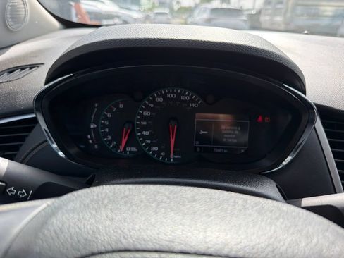 Used 2018 Chevrolet Trax LS FWD image 3