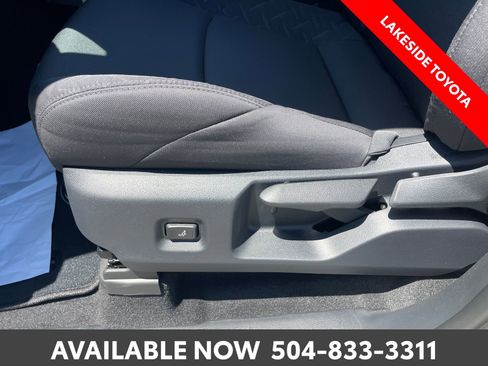 Certified 2026 Toyota Tacoma SR5 AWD/4WD image 27