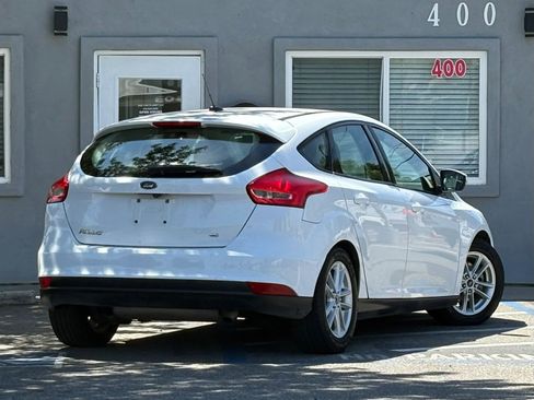 Used 2016 Ford Focus SE FWD image 5