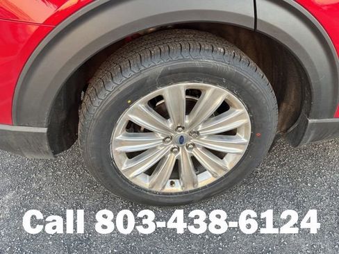 Used 2023 Ford Explorer Limited w/ Limited Technology Package RWD image 33