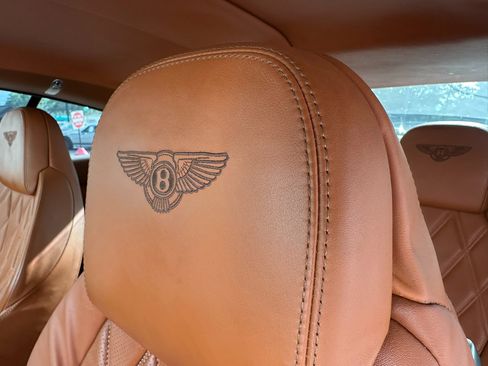 Used 2012 Bentley Continental GT image 28