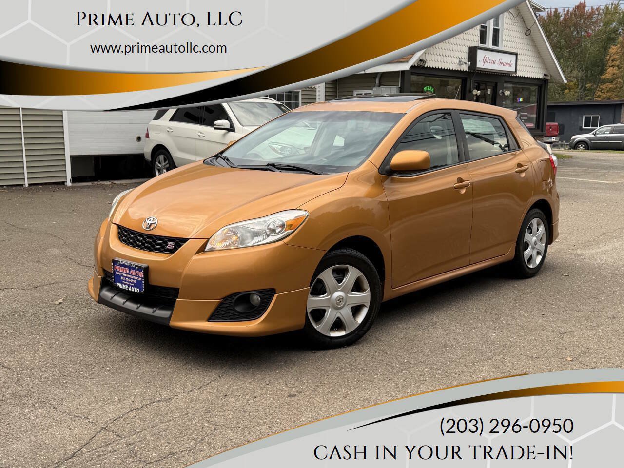 Used 2009 Toyota Matrix S w/ All Weather Guard Pkg FWD image 1