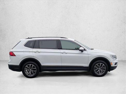 Used 2020 Volkswagen Tiguan S image 4
