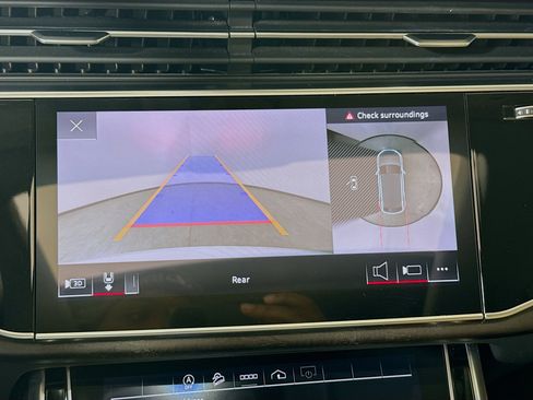 Used 2023 Audi Q8 Premium w/ Convenience Package image 17